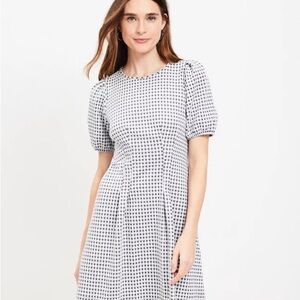 Gingham Puff Sleeve Shift Dress